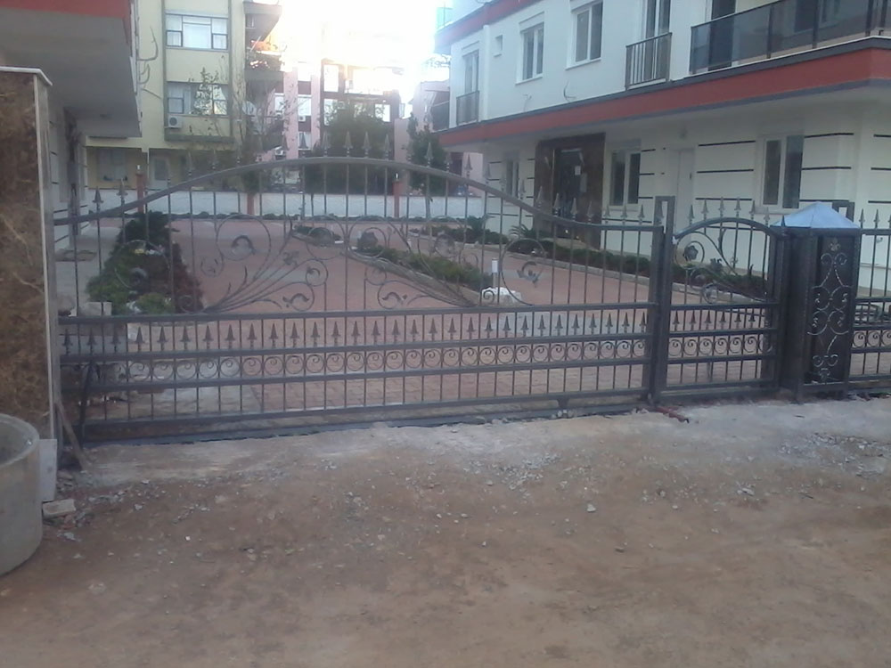 Antalya YANA KAYAR BAHCE KAPILARI 13