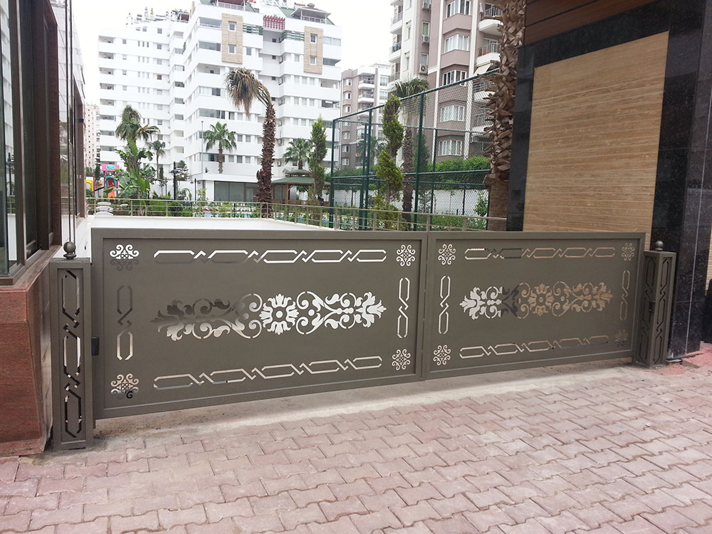 Antalya YANA KAYAR BAHCE KAPILARI 23