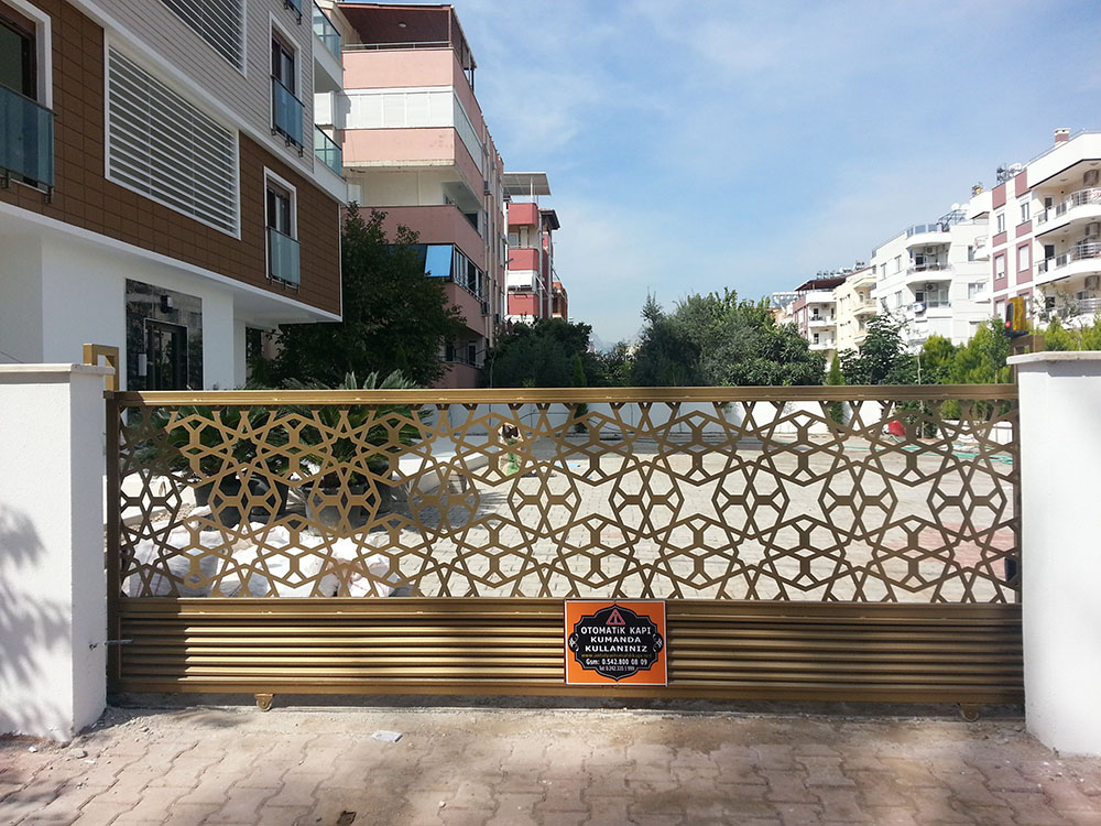 Antalya YANA KAYAR BAHCE KAPILARI 26