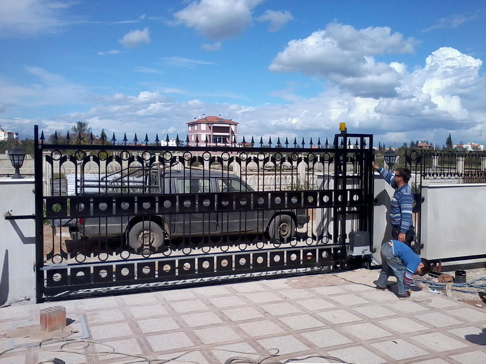 Antalya YANA KAYAR BAHCE KAPILARI 4