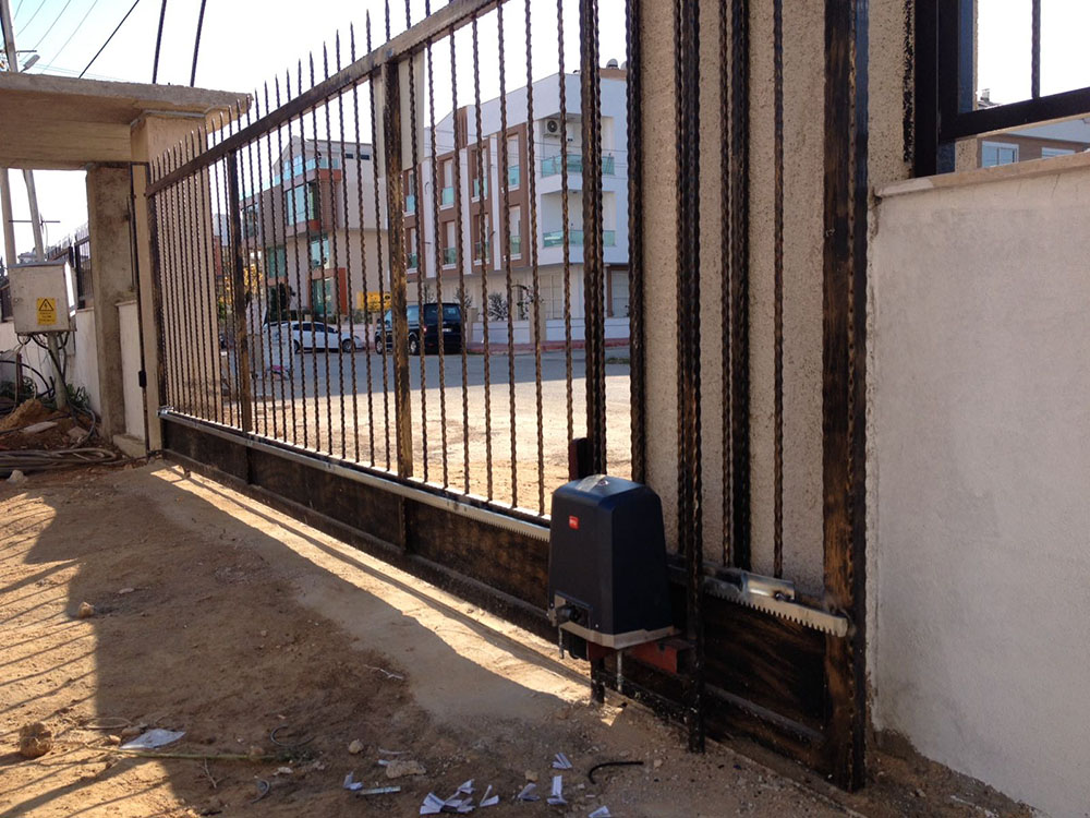 Antalya YANA KAYAR BAHCE KAPILARI 5